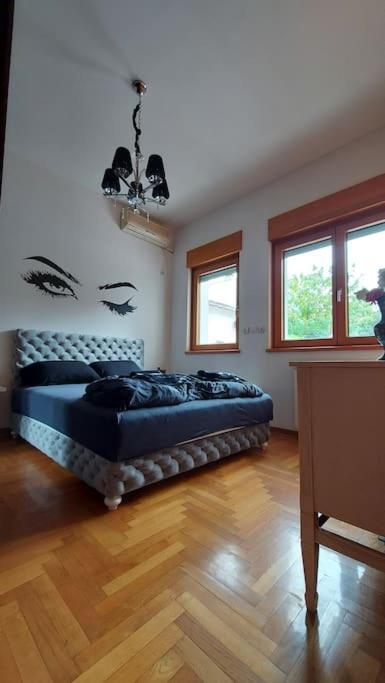 Turquoise Orange, The Art Of Vacation In Belgrade Apartment Ngoại thất bức ảnh
