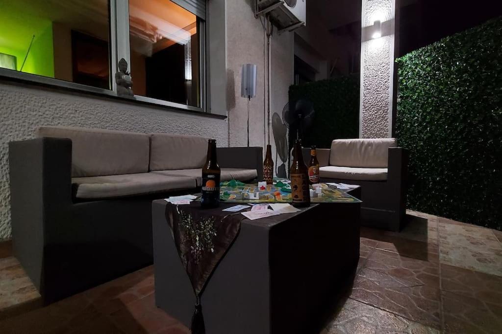 Turquoise Orange, The Art Of Vacation In Belgrade Apartment Ngoại thất bức ảnh